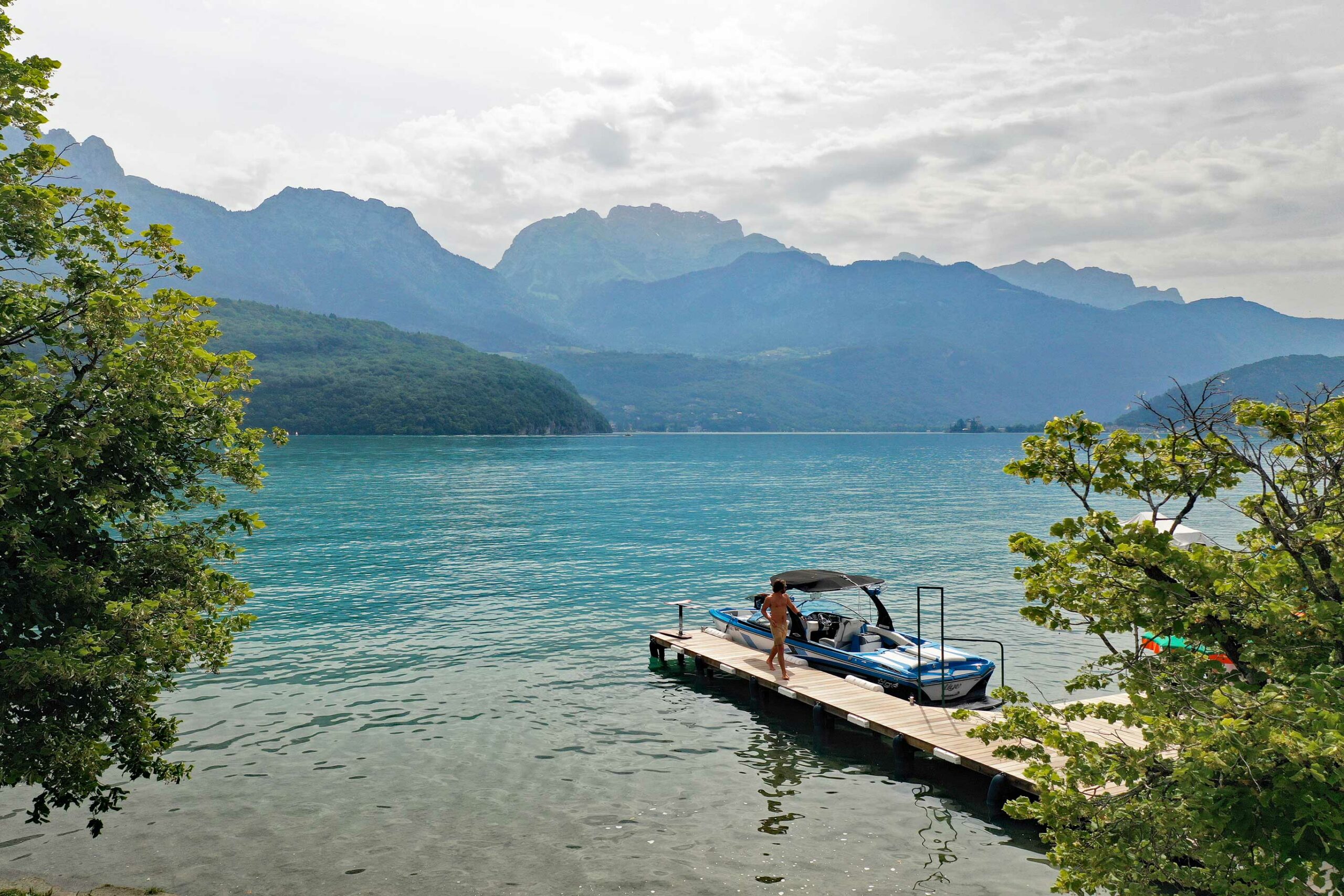croisière privée sur le lac d'annecy à saint jorioz