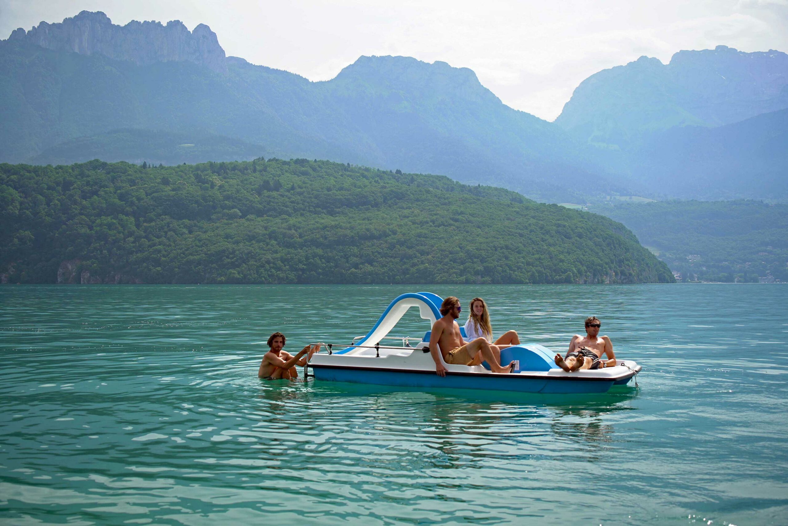 pedalo-saint-jorioz-lac-d'annecy